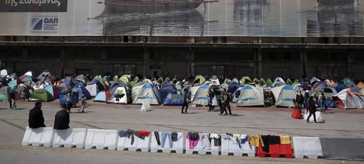 Σχέδιο εκκένωσης του Πειραιά από τους πρόσφυγες πριν το Πάσχα